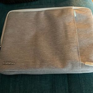 Tomtoo 12 inch padded laptop sleeve